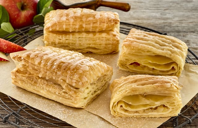 3 Stück² Dinkel-Apfeltaschen¹ Dinkel-Blätterteiggebäck 