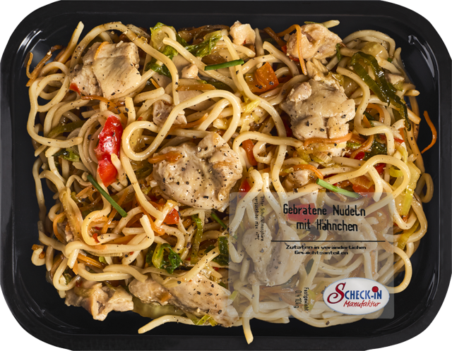 Gebratene Nudeln mit Hähnchen 