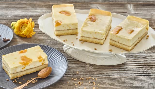 Ab Donnerstag erhältlich: ¹Mandarinen-Schmand-Schnitten 