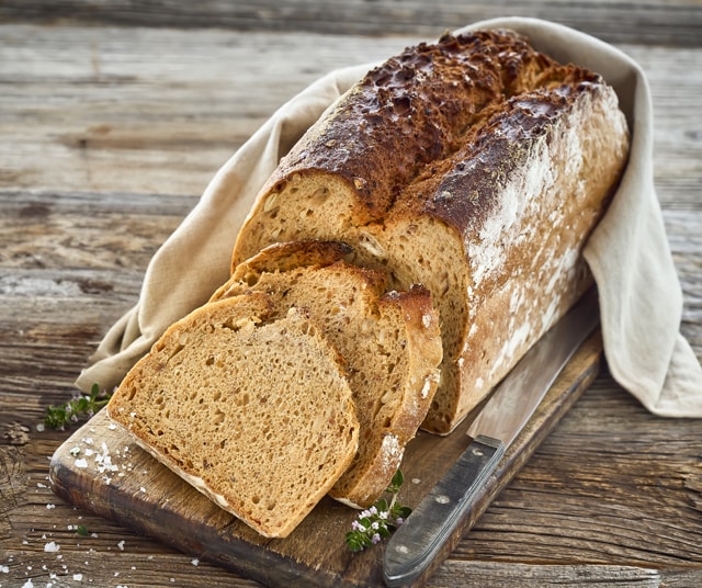 Ab Donnerstag erhältlich: ¹Schlossbrot Weizenmischbrot, 