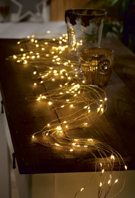 DEKOR LED-Lichterschweif für 7,99 € bei Edeka (ab 31.12.)