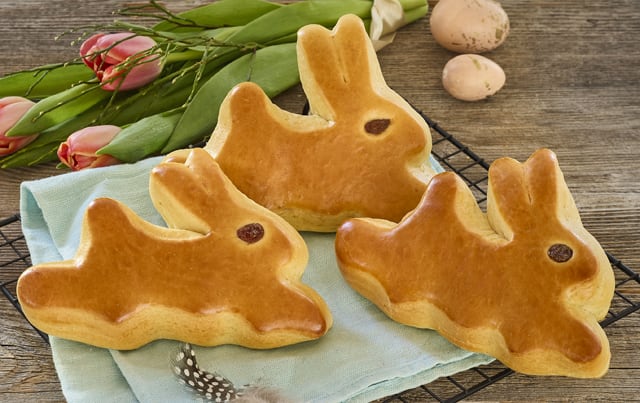 Ab Montag: 3 Stück: Osterhase Stupsi