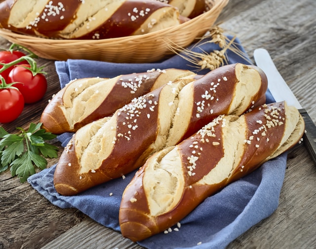 ¹Laugenstangen